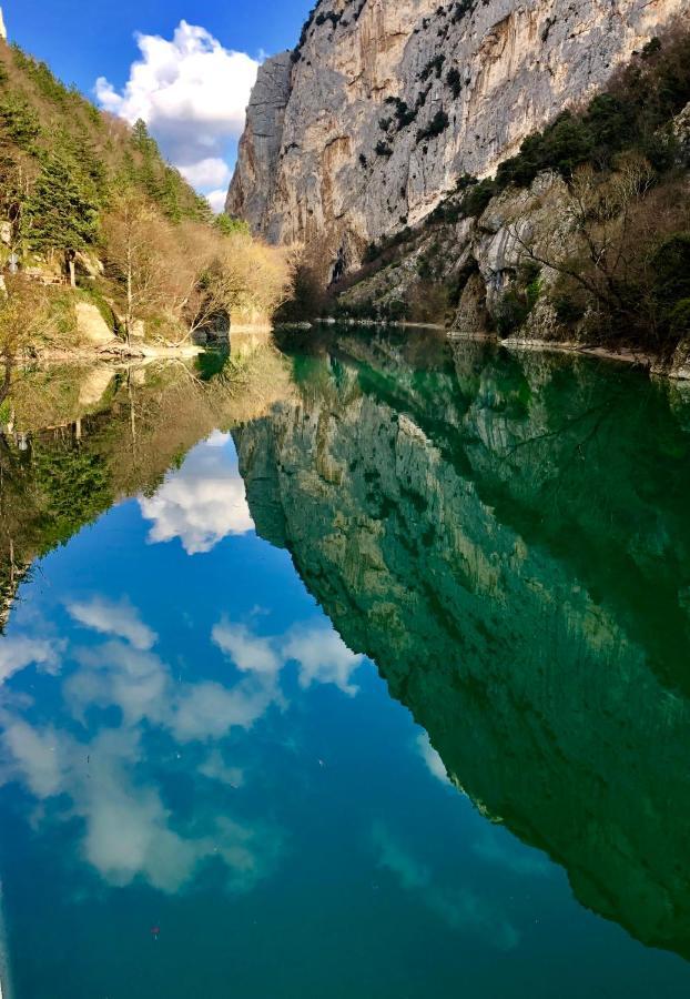 Hotel La Ginestra Acqualagna Luaran gambar